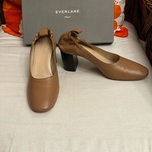 EVERLANE Day High Heel Shoe Size 7  “Pecan Tan” EUC   2 3/4” heels